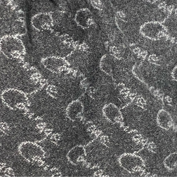 CELINE DION - TWO TONED GRAY SCARF - SUPER SOFT - 70” x 12” - GREAT CONDITION B5 - Picture 3 of 4